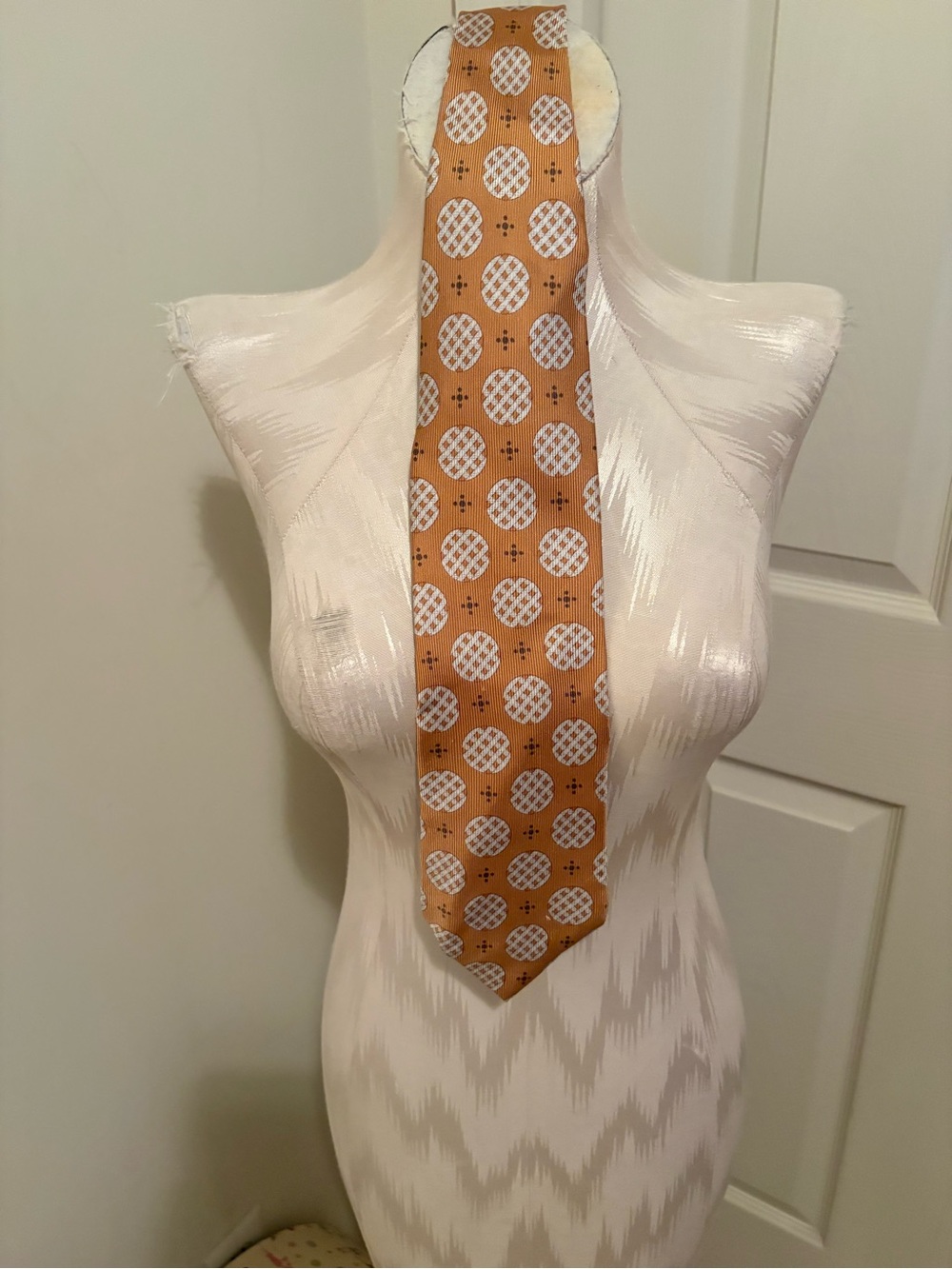 Giorgio Armani Orange Silk Tie with White Geometric Medallions new vintage